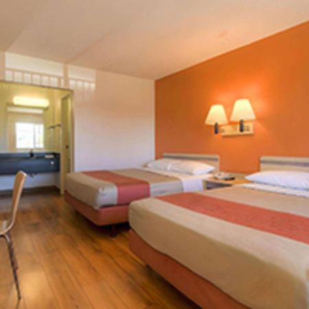 Park Inn By Radisson, Las Vegas Boulder Hwy Exterior foto