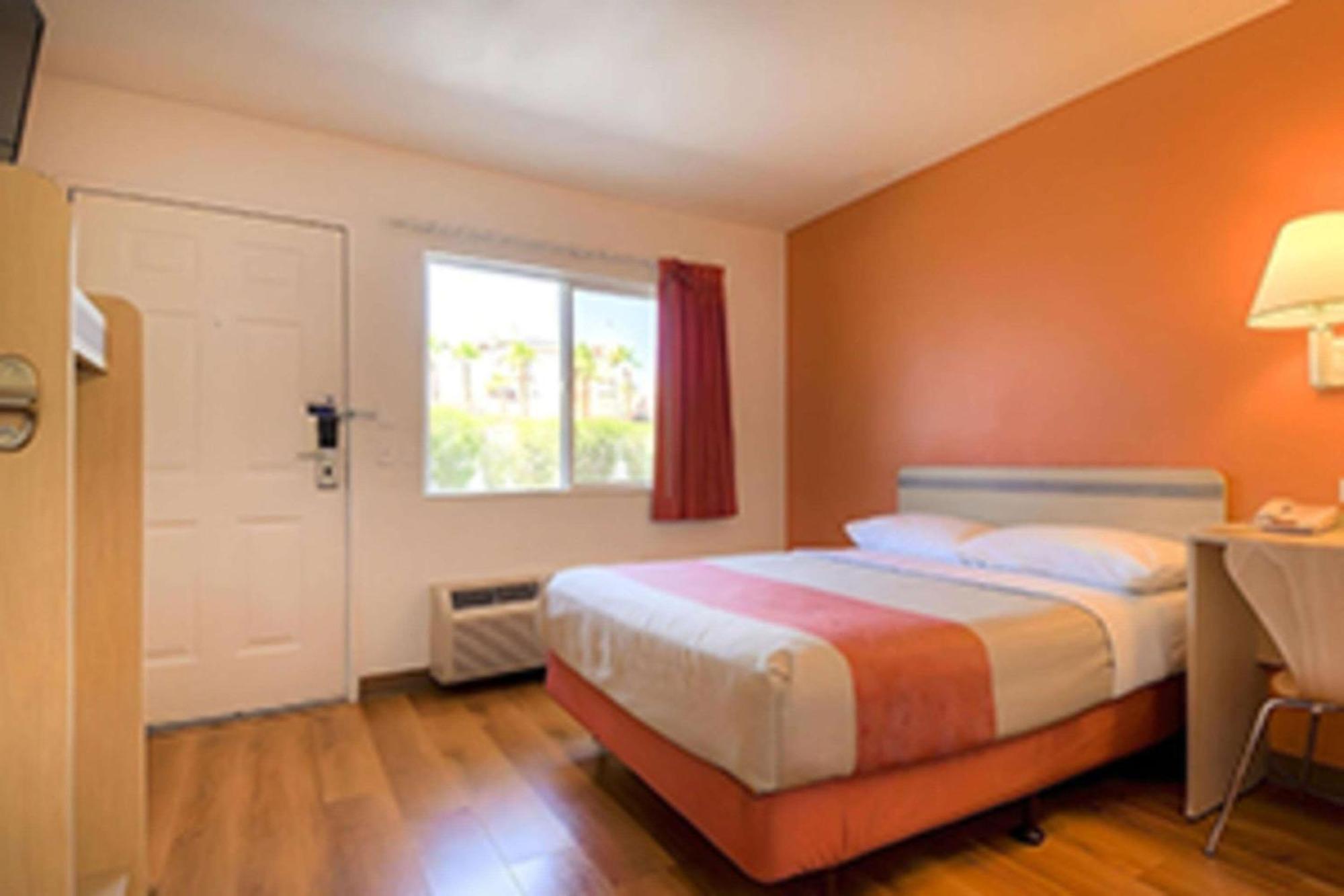 Park Inn By Radisson, Las Vegas Boulder Hwy Exterior foto